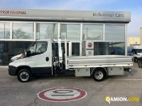 Iveco Mod. IVECO Vers. IVECO | Leggero Cabinato <= 35 q.li Cassone fisso con Gru | INDUSTRIAL CARS S.P.A