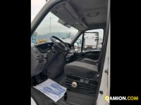 Iveco Mod. IVECO Vers. IVECO | Leggero Cabinato <= 35 q.li Furgonato con sponda | INDUSTRIAL CARS S.P.A