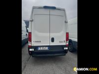 Iveco Mod. IVECO Vers. IVECO | Leggero Furgone <= 35 q.li Furgone di serie / Van | INDUSTRIAL CARS S.P.A