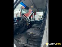 Iveco Mod. IVECO Vers. IVECO | Leggero Cabinato <= 35 q.li Furgonato | INDUSTRIAL CARS S.P.A