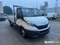 Iveco Mod. IVECO Vers. IVECO | Leggero Cabinato <= 35 q.li Furgonato con sponda | INDUSTRIAL CARS S.P.A