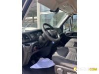 Iveco Mod. IVECO Vers. IVECO | Leggero Cabinato <= 35 q.li Furgonato con sponda | INDUSTRIAL CARS S.P.A