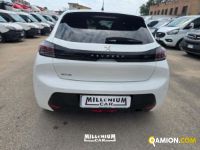 Peugeot 208 208 | Millenium Car