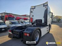 Ford FMAX 500 WHITE PACK MEG CAB FMAX 500 WHITE PACK MEG CAB | Millenium Car