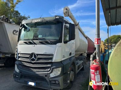 Mercedes Actros 2548