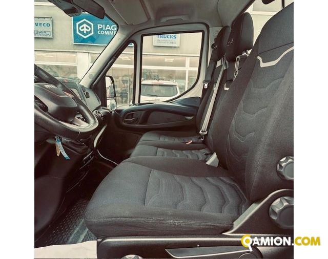 Iveco Mod. IVECO Vers. IVECO | Leggero Cabinato <= 35 q.li | INDUSTRIAL CARS S.P.A