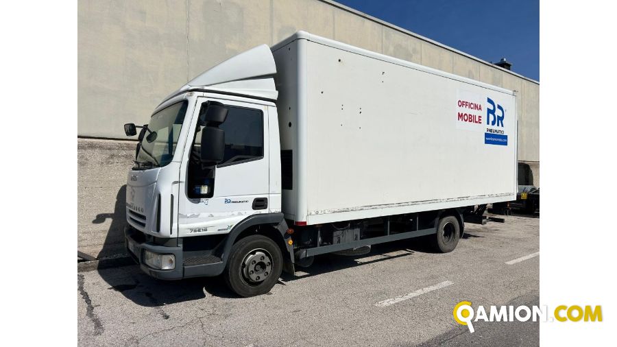 Iveco Mod. IVECO Vers. IVECO | Leggero Cabinato > 35 q.li Furgonato con sponda | INDUSTRIAL CARS S.P.A