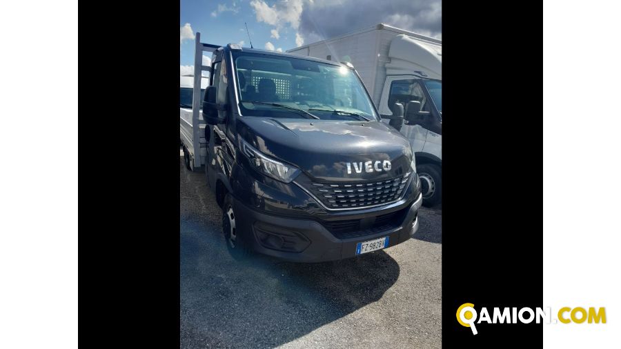 Iveco Mod. IVECO Vers. IVECO | Leggero Cabinato <= 35 q.li Cassone fisso | INDUSTRIAL CARS S.P.A