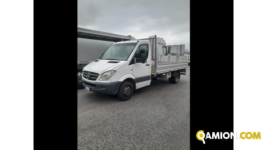 Mercedes Mod. MERCEDES V.I. Vers. MERCEDES V.I. | Leggero Cabinato <= 35 q.li Cassone fisso | INDUSTRIAL CARS S.P.A