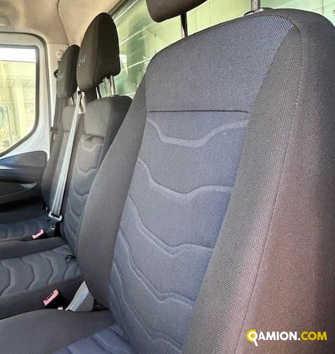 Iveco Mod. IVECO Vers. IVECO | Leggero Furgone <= 35 q.li Furgone di serie / Van | INDUSTRIAL CARS S.P.A