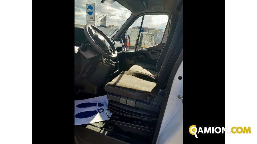 RENAULT V.I. Vers. RENAULT V.I. | Leggero Furgone <= 35 q.li Furgone di serie / Van | INDUSTRIAL CARS S.P.A