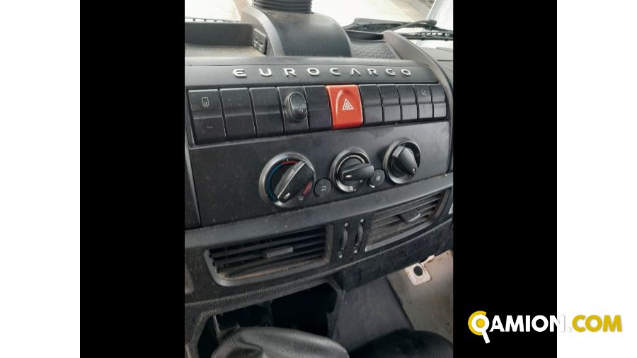 Iveco Mod. IVECO Vers. IVECO | Leggero Cabinato > 35 q.li Isotermico con gruppo frigo | INDUSTRIAL CARS S.P.A