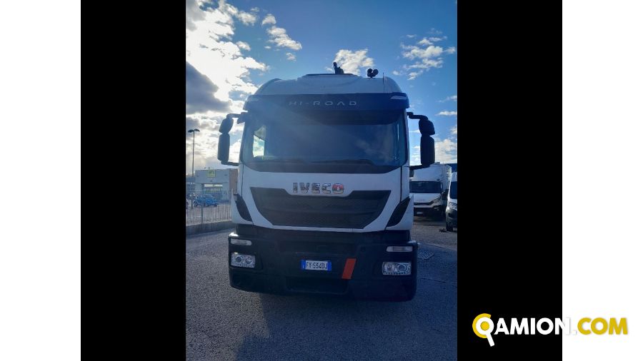 Iveco Mod. IVECO Vers. IVECO | Motrice Cassone fisso con Gru | INDUSTRIAL CARS S.P.A