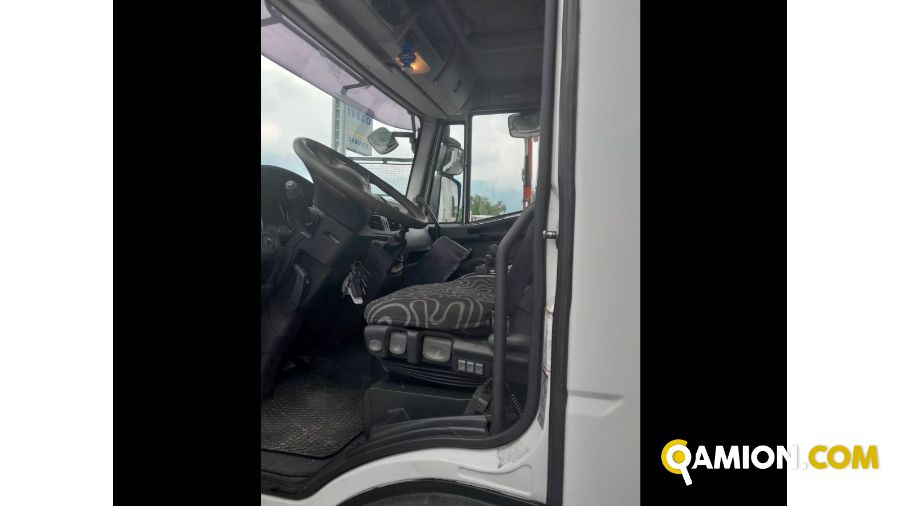 Iveco Mod. IVECO Vers. IVECO | Leggero Cabinato > 35 q.li Scarrabile con gancio | INDUSTRIAL CARS S.P.A