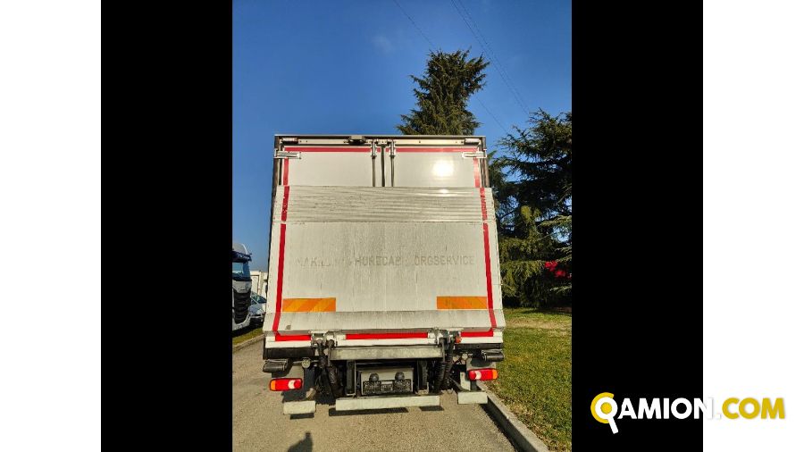 Iveco Mod. IVECO Vers. IVECO | Leggero Cabinato > 35 q.li Isotermico con gruppo frigo e sponda | INDUSTRIAL CARS S.P.A