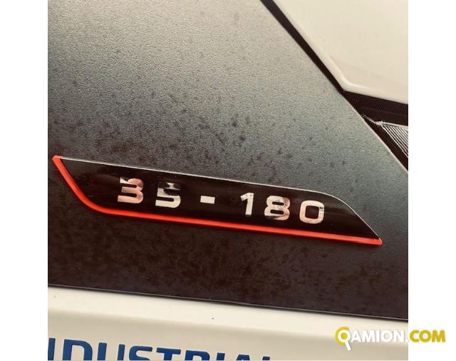 Iveco Mod. IVECO Vers. IVECO | Leggero Cabinato <= 35 q.li | INDUSTRIAL CARS S.P.A