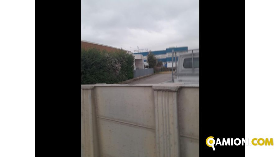 Mercedes Mod. MERCEDES V.I. Vers. MERCEDES V.I. | Leggero Cabinato <= 35 q.li Cassone fisso | INDUSTRIAL CARS S.P.A