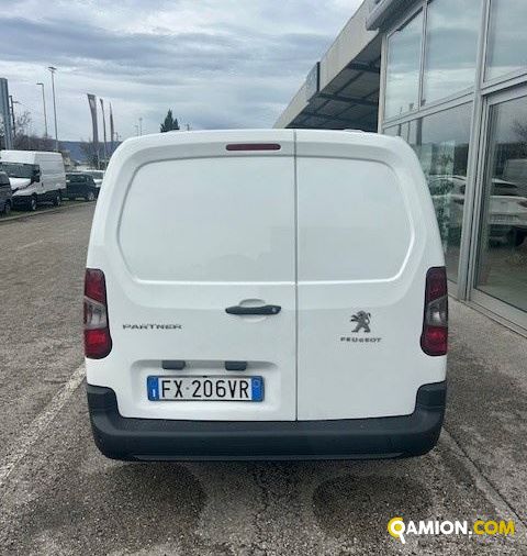 Peugeot Mod. PEUGEOT Vers. PEUGEOT | Leggero Cabinato <= 35 q.li Isotermico con gruppo frigo | INDUSTRIAL CARS S.P.A