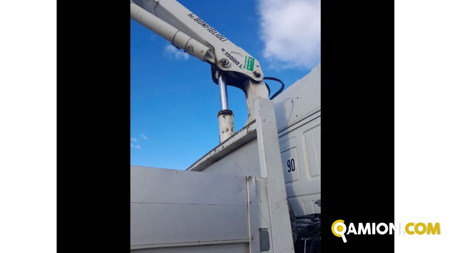 Iveco Mod. IVECO Vers. IVECO | Motrice Cassone fisso con Gru | INDUSTRIAL CARS S.P.A