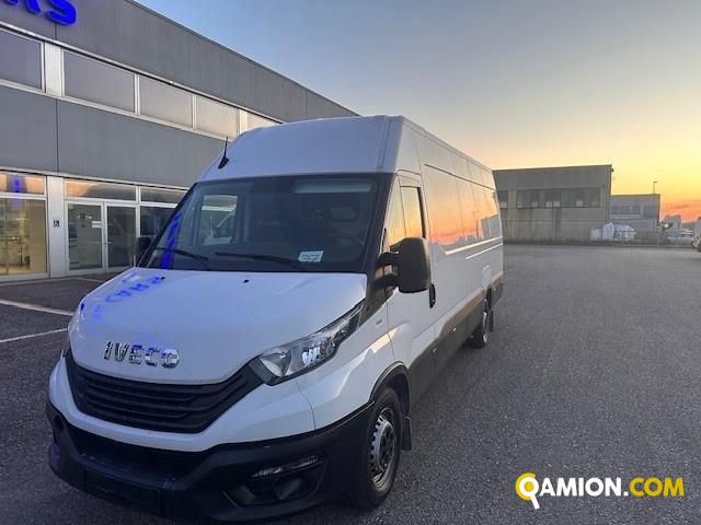 Iveco Mod. IVECO Vers. IVECO | Leggero Furgone <= 35 q.li Furgone di serie / Van | INDUSTRIAL CARS S.P.A