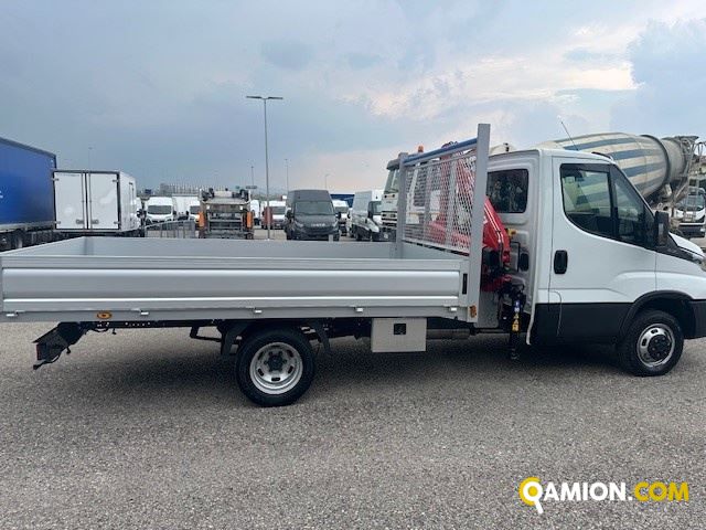 Iveco Mod. IVECO Vers. IVECO | Leggero Cabinato <= 35 q.li Furgonato | INDUSTRIAL CARS S.P.A