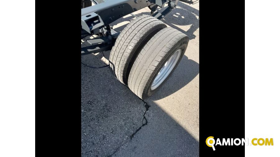 Iveco Mod. IVECO Vers. IVECO | Leggero Cabinato <= 35 q.li Telaio | INDUSTRIAL CARS S.P.A