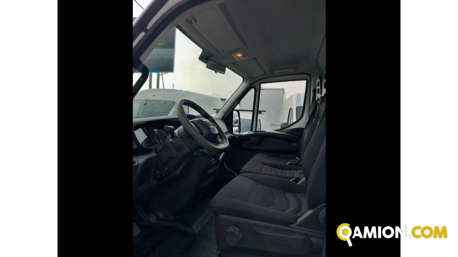 Iveco Mod. IVECO Vers. IVECO | Leggero Cabinato <= 35 q.li Telaio | INDUSTRIAL CARS S.P.A