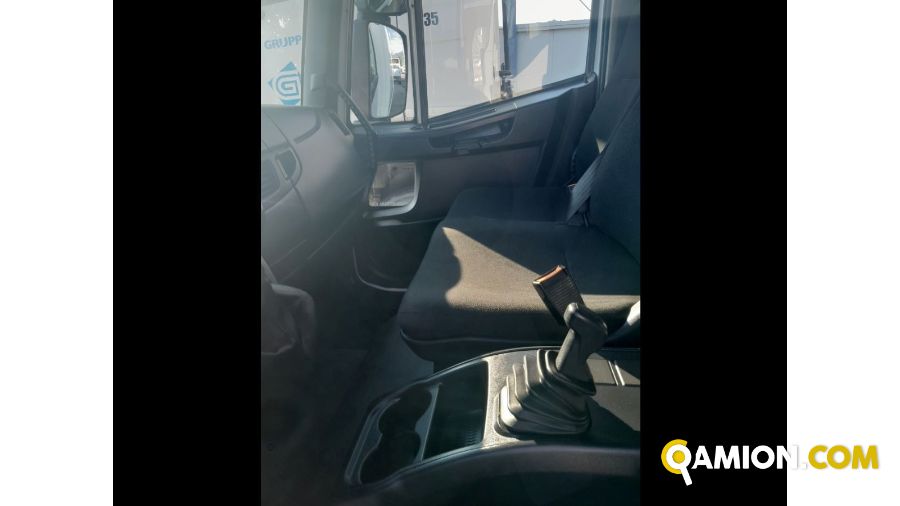 Iveco Mod. IVECO Vers. IVECO | Leggero Cabinato > 35 q.li Isotermico con gruppo frigo | INDUSTRIAL CARS S.P.A