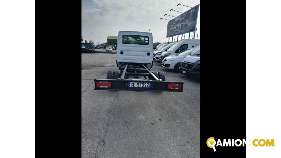Iveco Mod. IVECO Vers. IVECO | Leggero Cabinato <= 35 q.li Telaio | INDUSTRIAL CARS S.P.A