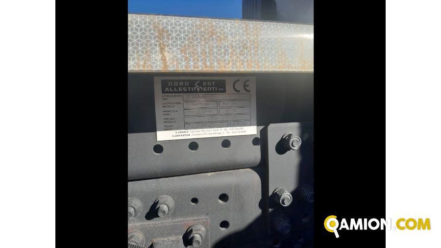 Iveco Mod. IVECO Vers. IVECO | Motrice Scarrabile con gancio | INDUSTRIAL CARS S.P.A