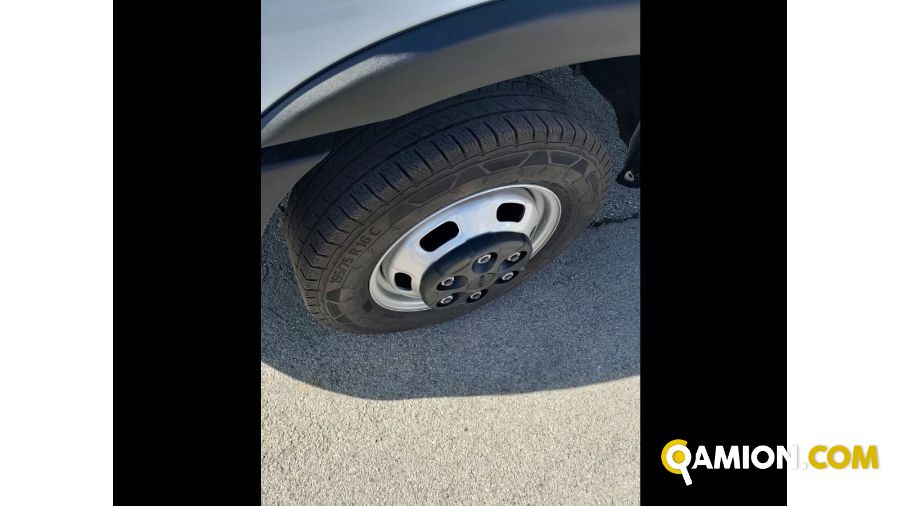 Iveco Mod. IVECO Vers. IVECO | Leggero Cabinato <= 35 q.li Telaio | INDUSTRIAL CARS S.P.A