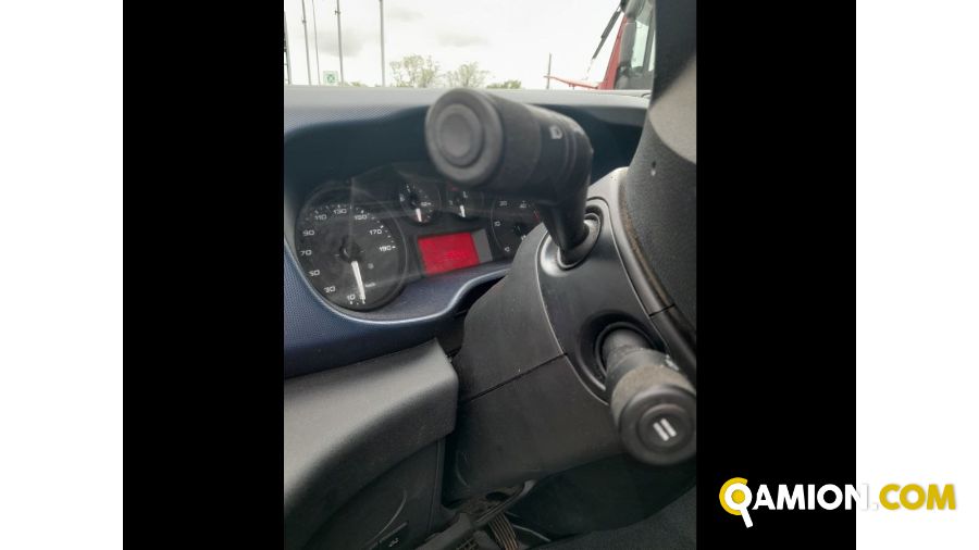 Iveco Mod. IVECO Vers. IVECO | Leggero Cabinato <= 35 q.li Furgonato | INDUSTRIAL CARS S.P.A