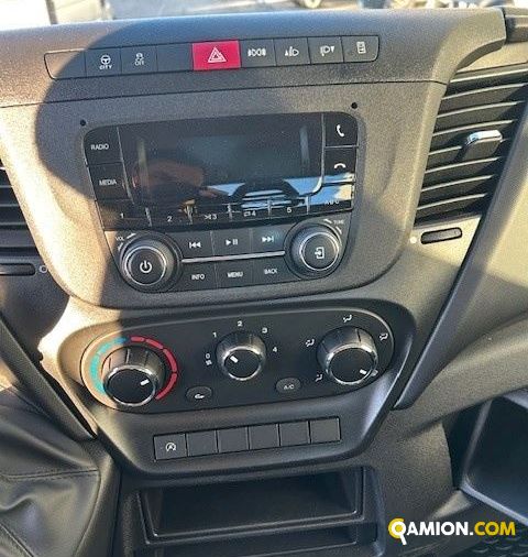 Iveco Mod. IVECO Vers. IVECO | Leggero Furgone <= 35 q.li Furgone di serie / Van | INDUSTRIAL CARS S.P.A