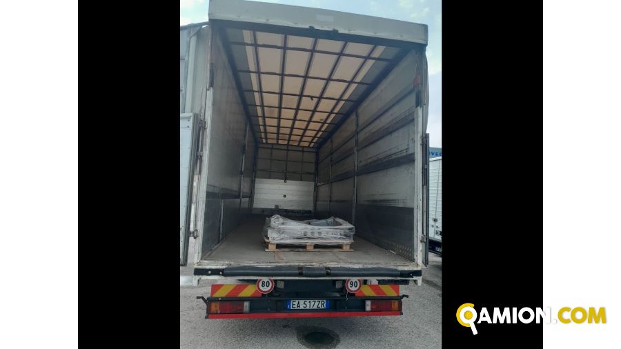 Iveco Mod. IVECO Vers. IVECO | Leggero Cabinato > 35 q.li Scarrabile con gancio | INDUSTRIAL CARS S.P.A