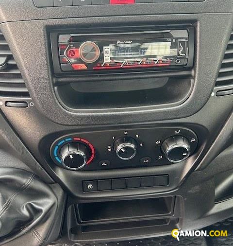 Iveco Mod. IVECO Vers. IVECO | Leggero Cabinato <= 35 q.li Cassone Ribaltabile | INDUSTRIAL CARS S.P.A