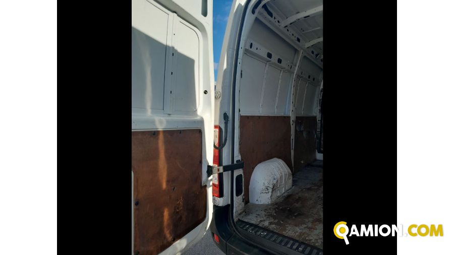 RENAULT V.I. Vers. RENAULT V.I. | Leggero Furgone <= 35 q.li Furgone di serie / Van | INDUSTRIAL CARS S.P.A