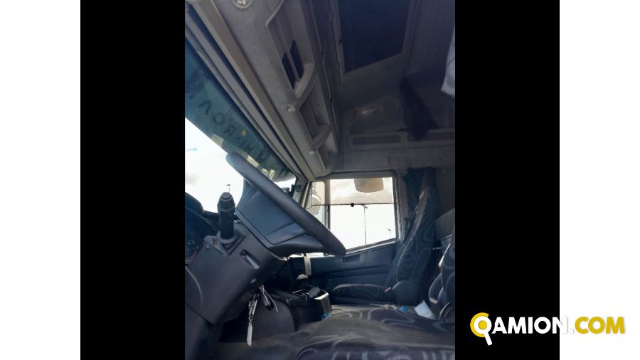 Iveco Mod. IVECO Vers. IVECO | Motrice Cassone fisso con Gru | INDUSTRIAL CARS S.P.A