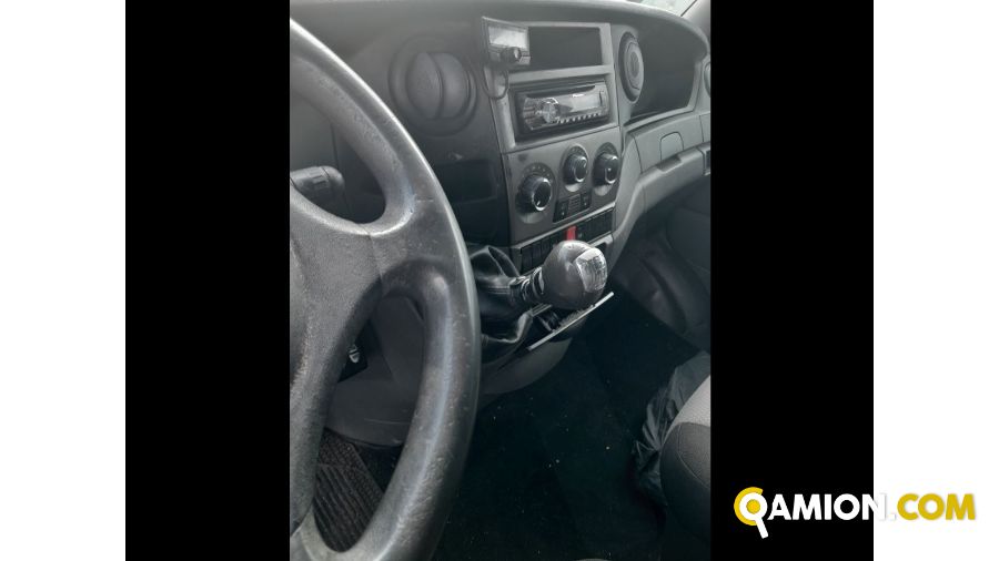 Iveco Mod. IVECO Vers. IVECO | Leggero Furgone <= 35 q.li Isotermico con gruppo frigo | INDUSTRIAL CARS S.P.A