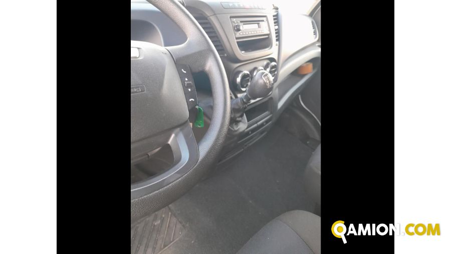 Iveco Mod. IVECO Vers. IVECO | Leggero Cabinato <= 35 q.li Cassone fisso con centina | INDUSTRIAL CARS S.P.A