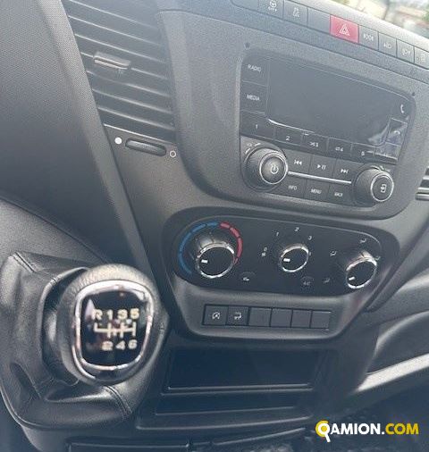 Iveco Mod. IVECO Vers. IVECO | Leggero Cabinato <= 35 q.li Furgonato | INDUSTRIAL CARS S.P.A