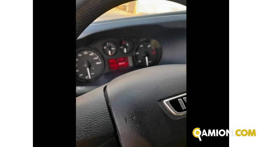 Iveco Mod. IVECO Vers. IVECO | Leggero Cabinato <= 35 q.li Cassone fisso con centina | INDUSTRIAL CARS S.P.A