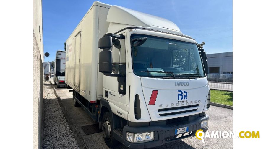 Iveco Mod. IVECO Vers. IVECO | Leggero Cabinato > 35 q.li Furgonato con sponda | INDUSTRIAL CARS S.P.A