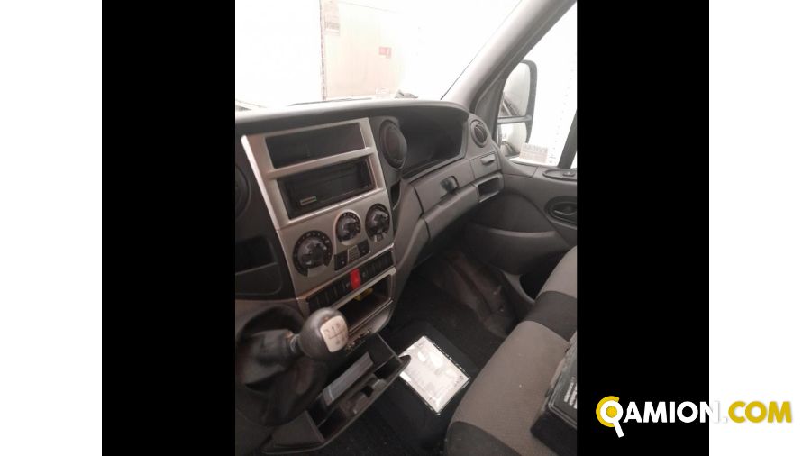 Iveco Mod. IVECO Vers. IVECO | Leggero Cabinato <= 35 q.li Cassone fisso con centina | INDUSTRIAL CARS S.P.A