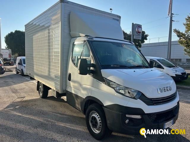 Iveco Mod. IVECO Vers. IVECO | Leggero Furgone <= 35 q.li Furgone di serie / Van | INDUSTRIAL CARS S.P.A