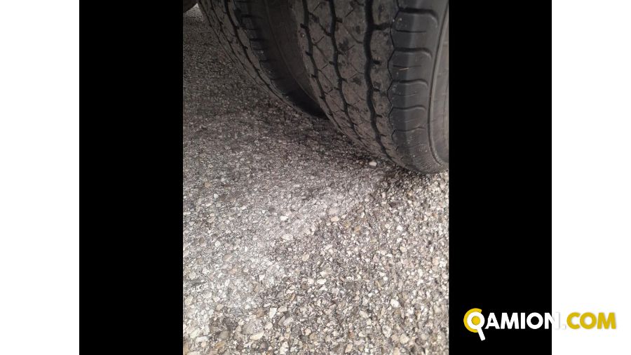 Iveco Mod. IVECO Vers. IVECO | Leggero Cabinato <= 35 q.li Furgonato con sponda | INDUSTRIAL CARS S.P.A