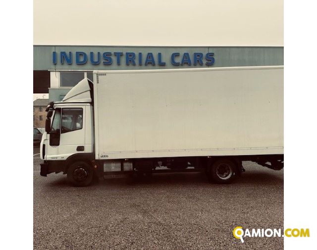 Iveco Mod. IVECO Vers. IVECO | Leggero Cabinato > 35 q.li Furgonato con sponda | INDUSTRIAL CARS S.P.A