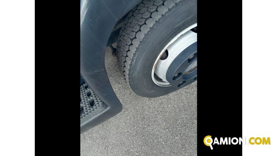 Iveco Mod. IVECO Vers. IVECO | Leggero Cabinato > 35 q.li Isotermico con gruppo frigo | INDUSTRIAL CARS S.P.A