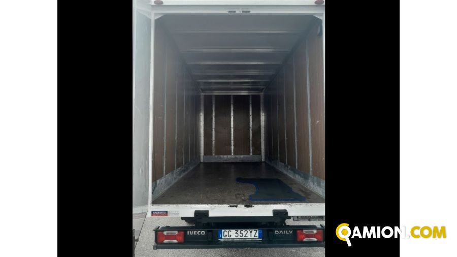 Iveco Mod. IVECO Vers. IVECO | Leggero Cabinato <= 35 q.li Furgonato | INDUSTRIAL CARS S.P.A