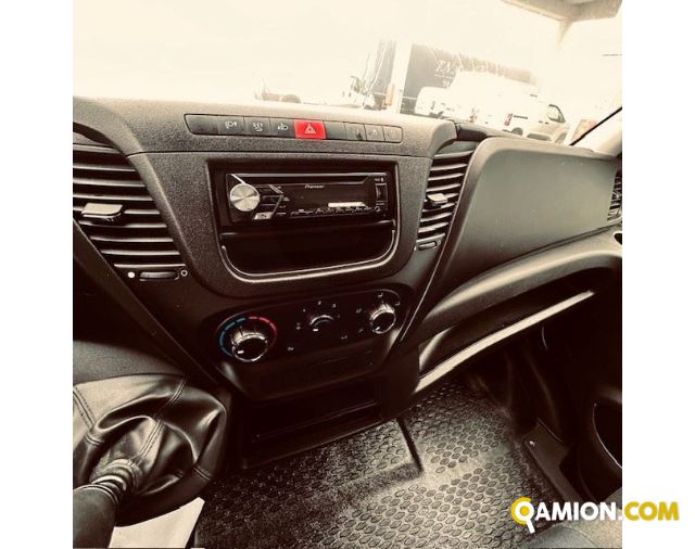 Iveco Mod. IVECO Vers. IVECO | Leggero Cabinato <= 35 q.li Furgonato | INDUSTRIAL CARS S.P.A