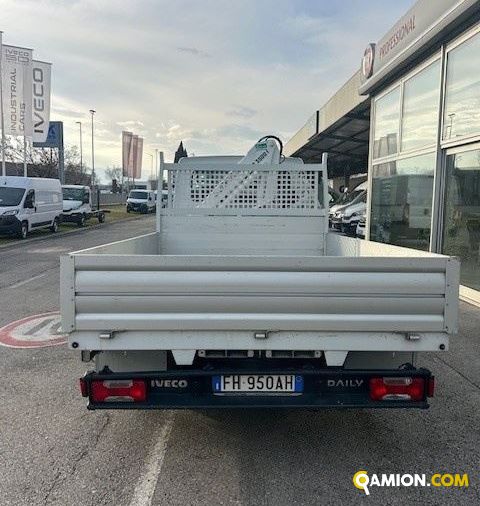 Iveco Mod. IVECO Vers. IVECO | Leggero Cabinato <= 35 q.li Cassone fisso con Gru | INDUSTRIAL CARS S.P.A